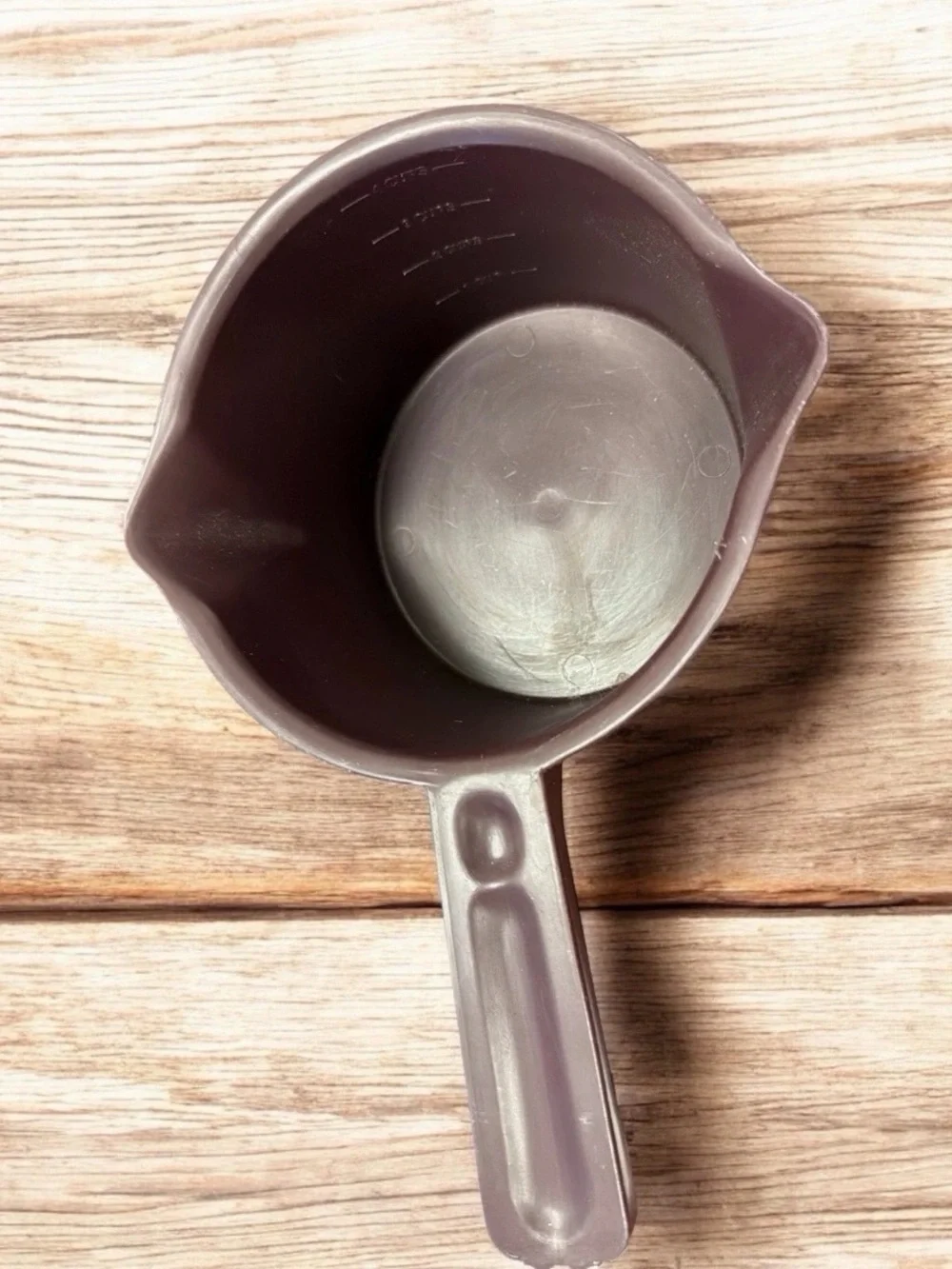 The Pampered Chef brown colander with handle #cooking #kitchen